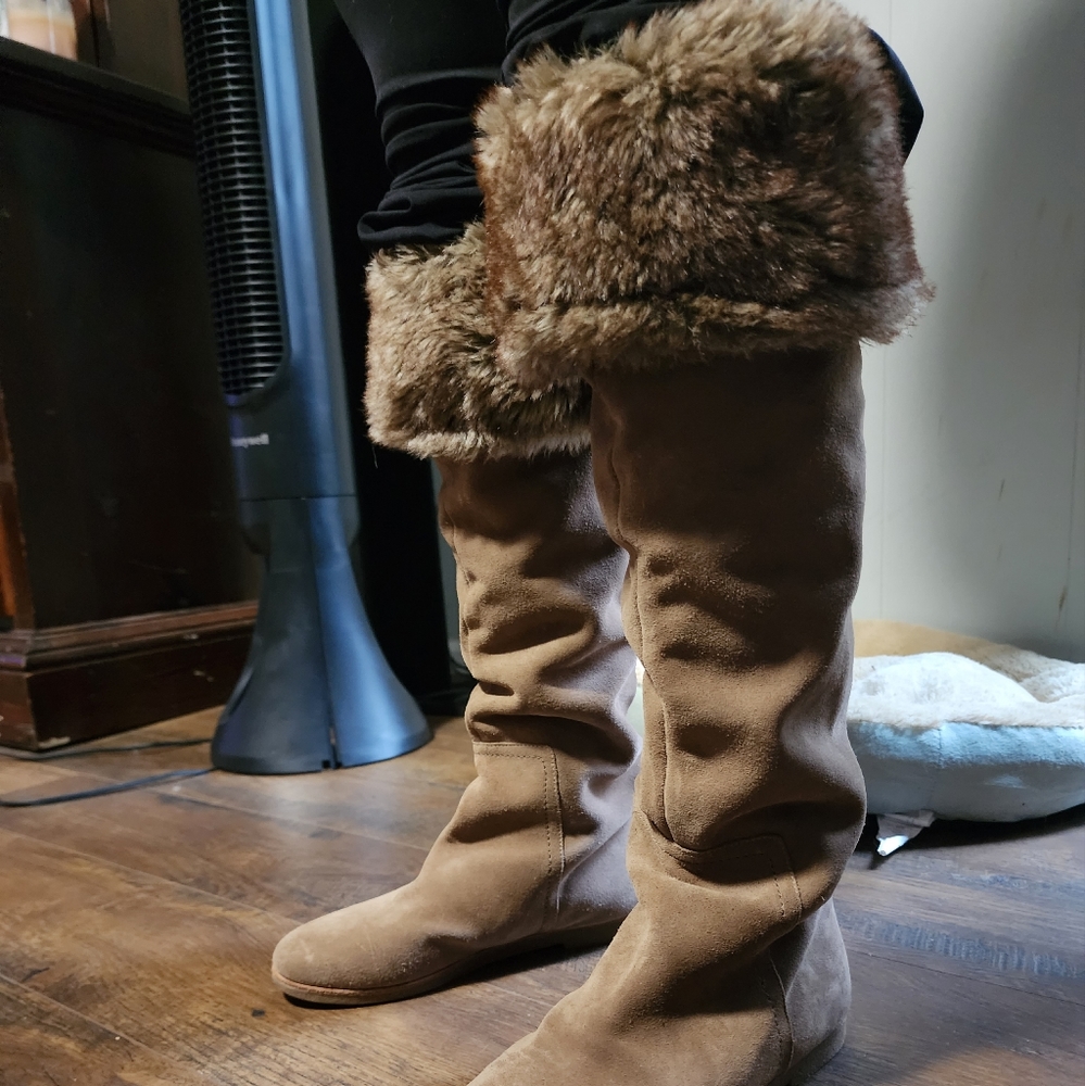 Sam Eldman Suede Weather Proof  Knee High Boots 👢. - Picture 8 of 10